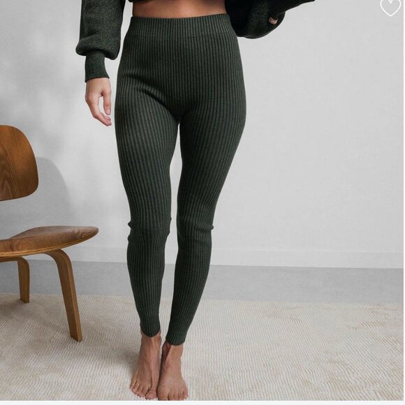 Lunya Good in Bed Women’s Cozy Cotton Silk Ribbed Legging in Olive Green - Picture 1 of 10